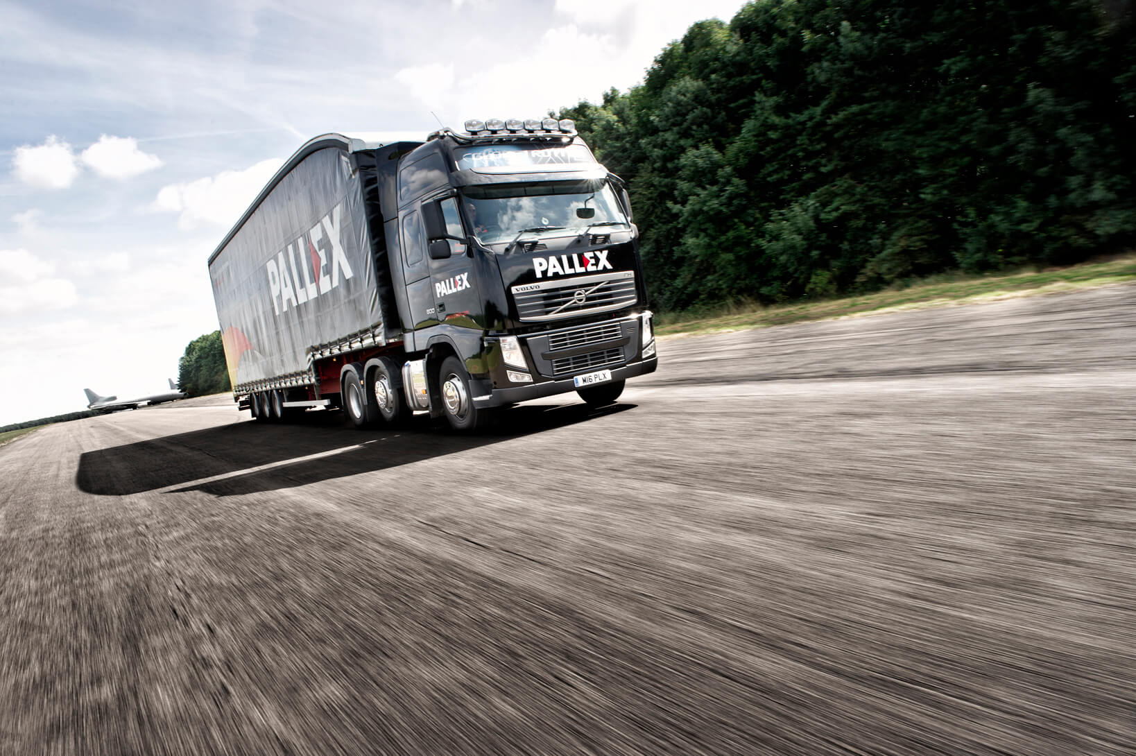 Raktári Operációs Vezető